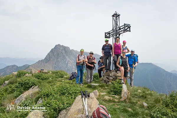 gruppo in cima al Torriggia