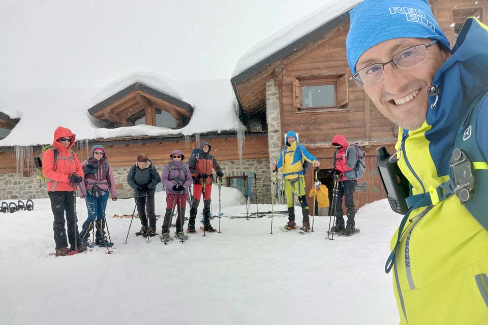 ciaspolata rifugio bonatti
