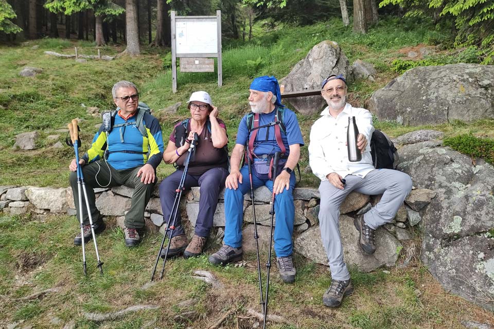 escursione di gruppo al Monte Barone