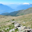 il lungo muretto a secco del Termen