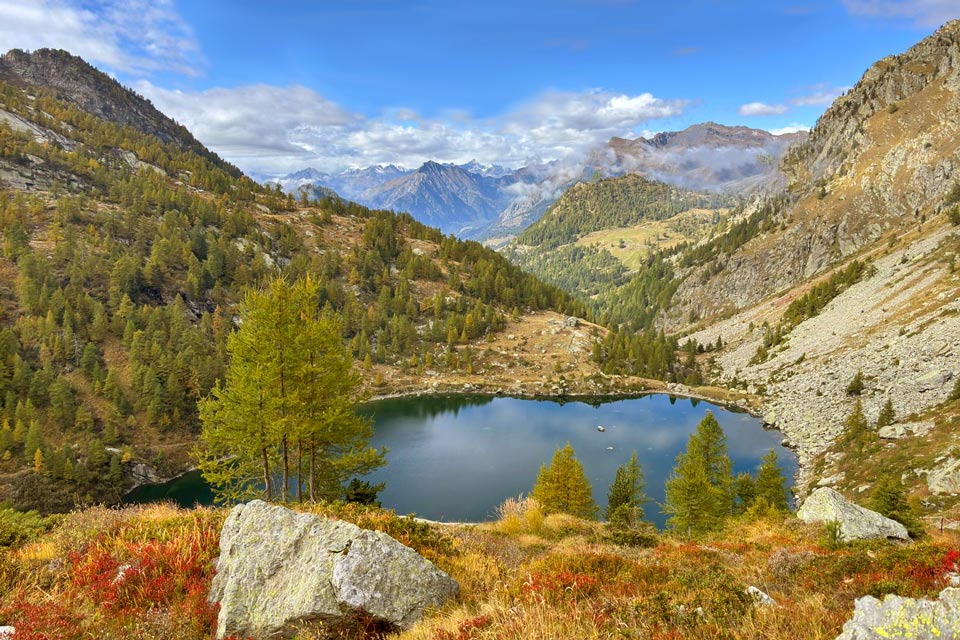 Escursione autunnale ai Laghi Frudiere in Val d'Ayas