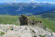 Salendo verso la cima lo sgurardo verso la scala