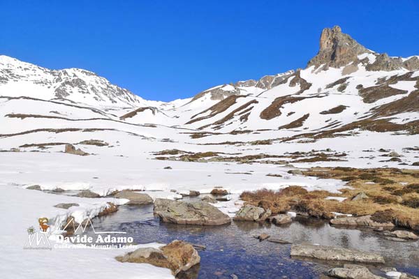 lago alpino