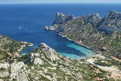 Trekking alle Calanques: Meraviglia di Primavera in Provenza